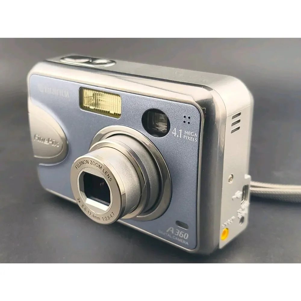 Vintage Fujifilm FinePix A360 Digital Camera Boxed Set W/ 128MB xD-Picture Card